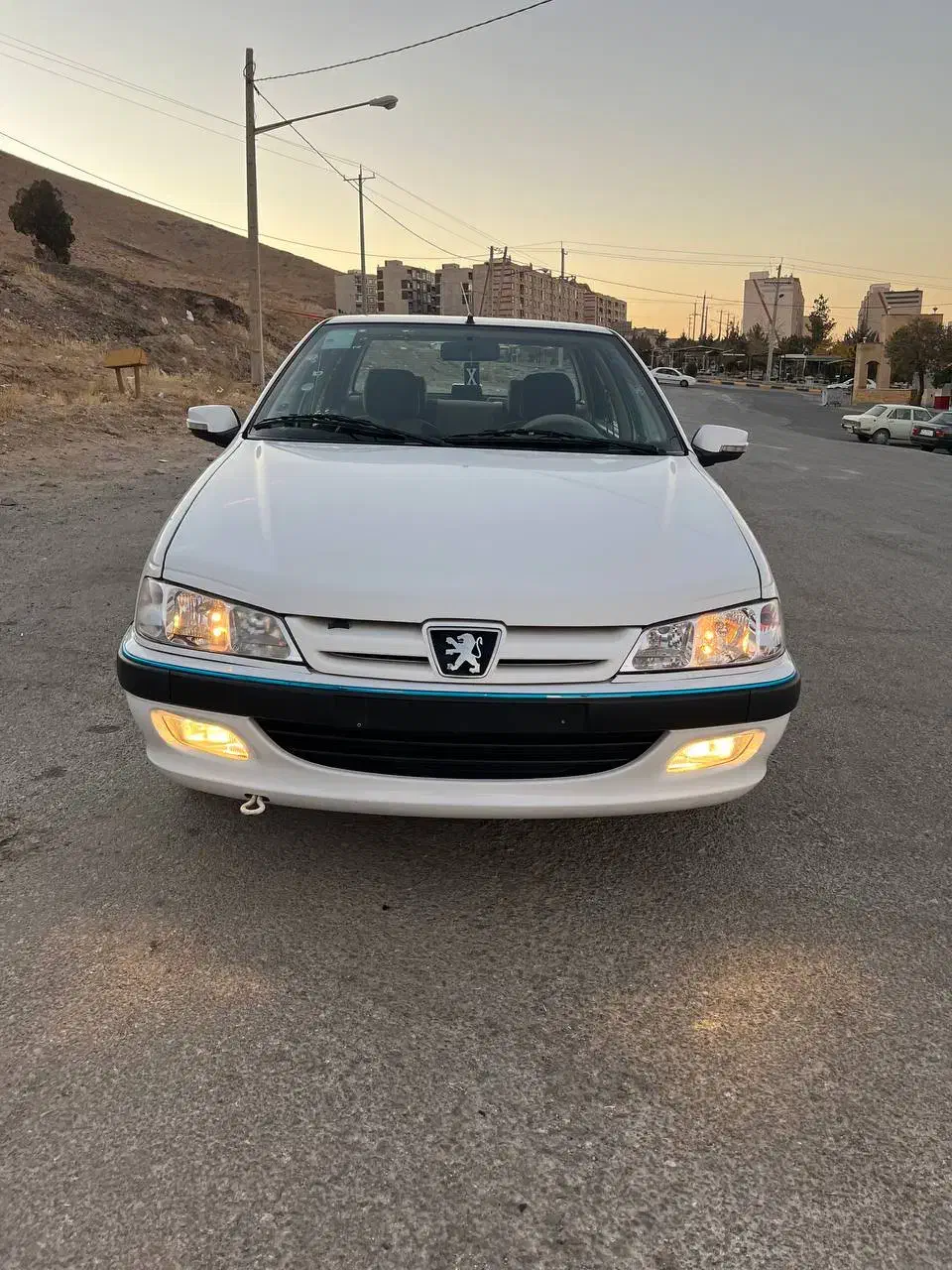 پارس۱۴۰۰|خودرو سواری و وانت|سنندج, |دیوار