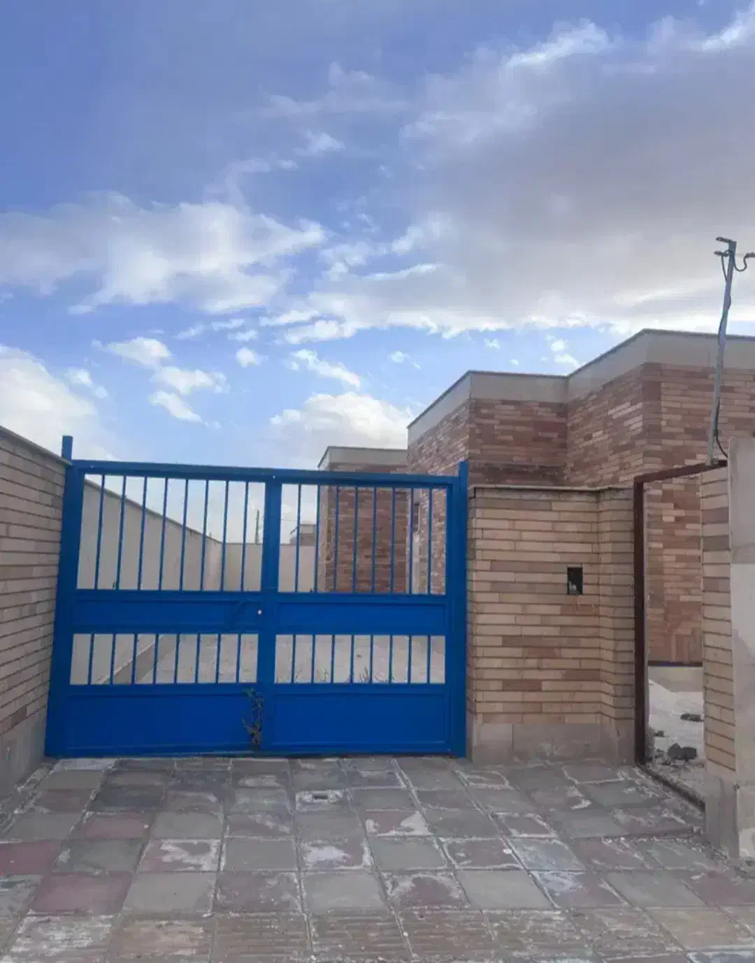 ویلایی ۳۰۰ متر|فروش خانه و ویلا|معصومیه, |دیوار