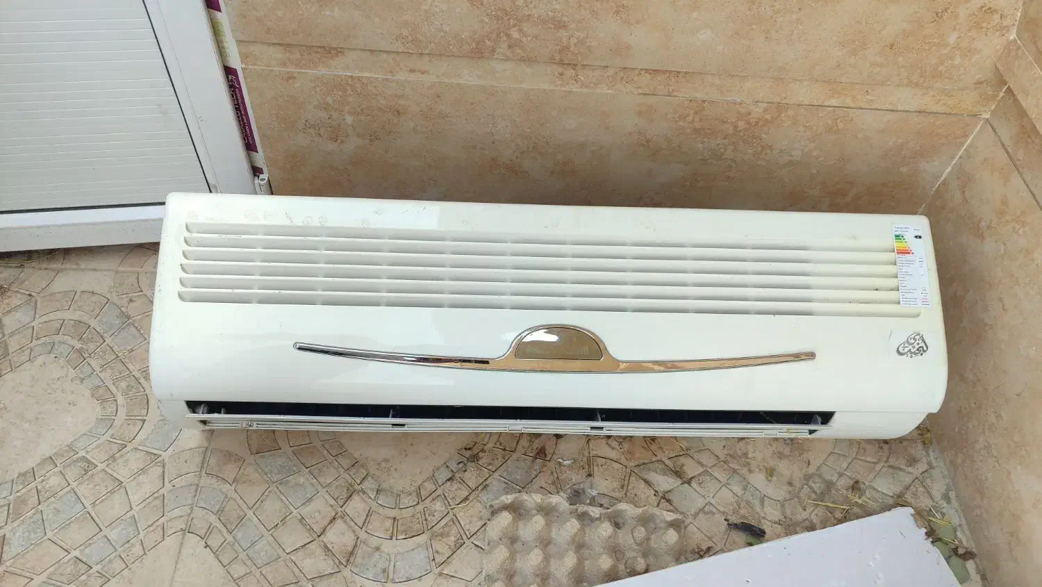 پنل کولر گازی جنرال شکار|کولر گازی و فن‌کوئل|آبدانان, |دیوار