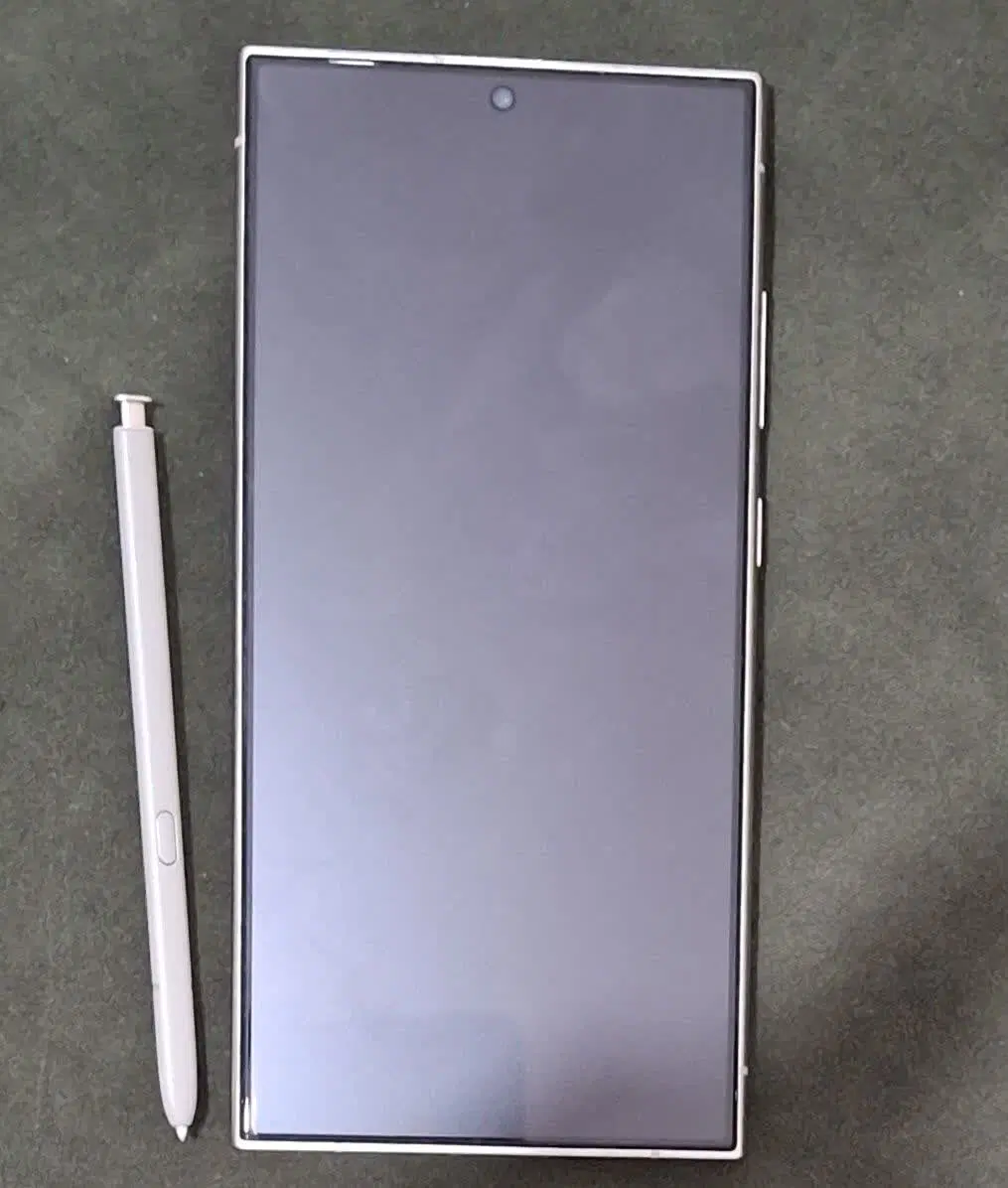 Samsung Galaxy S24 UlTRA تمیز و سالم بدون خط و خش|موبایل|مشهد, رستگار|دیوار