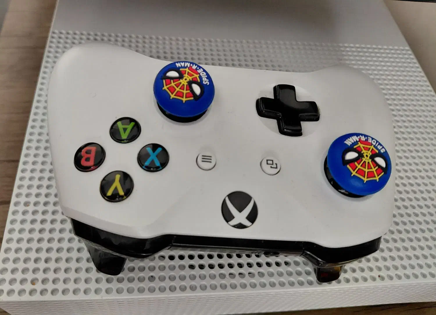 Xbox one s|کنسول، بازی ویدئویی و آنلاین|همدان, |دیوار