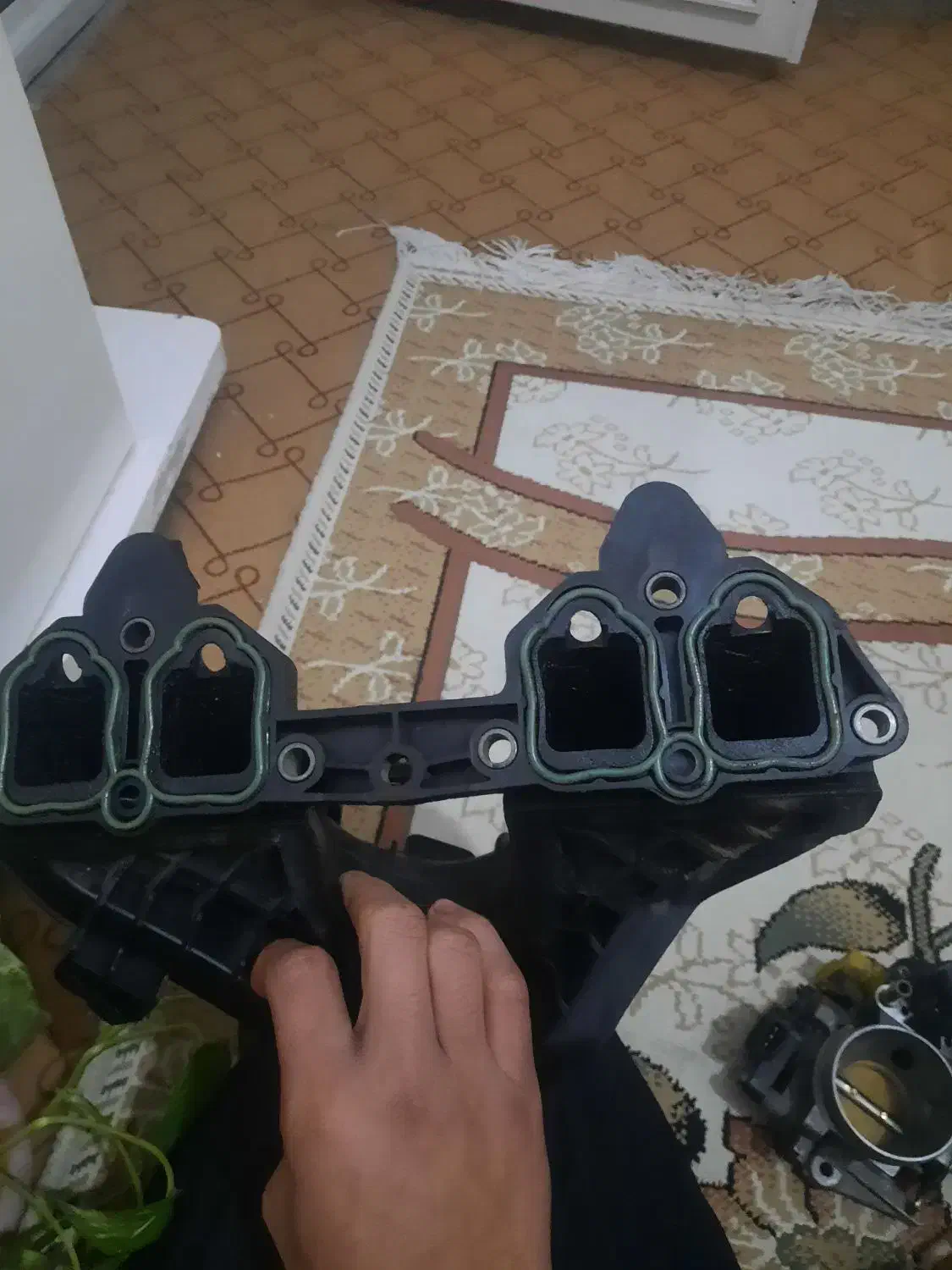 منیفولد هوا و دود پژو و دریچه گاز|قطعات یدکی و لوازم جانبی|قم, پردیسان|دیوار