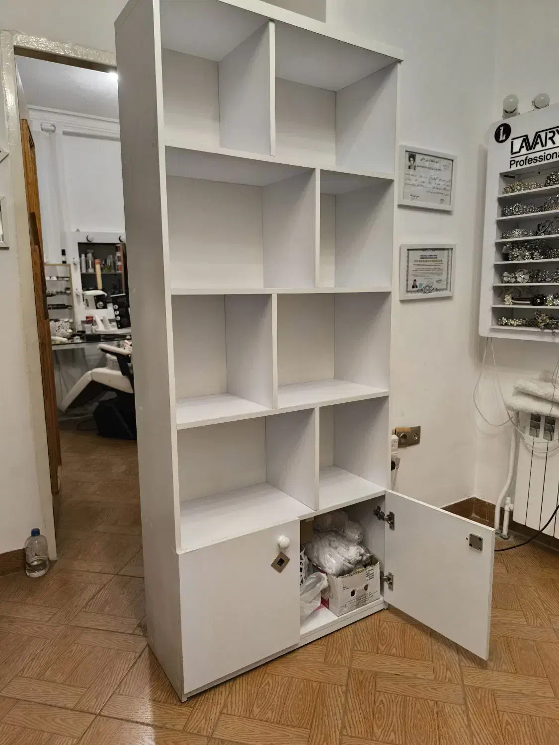 کتابخانه ام دی اف|کتابخانه، شلف، قفسه‌های دیواری|رشت, سعدی (تختی)|دیوار