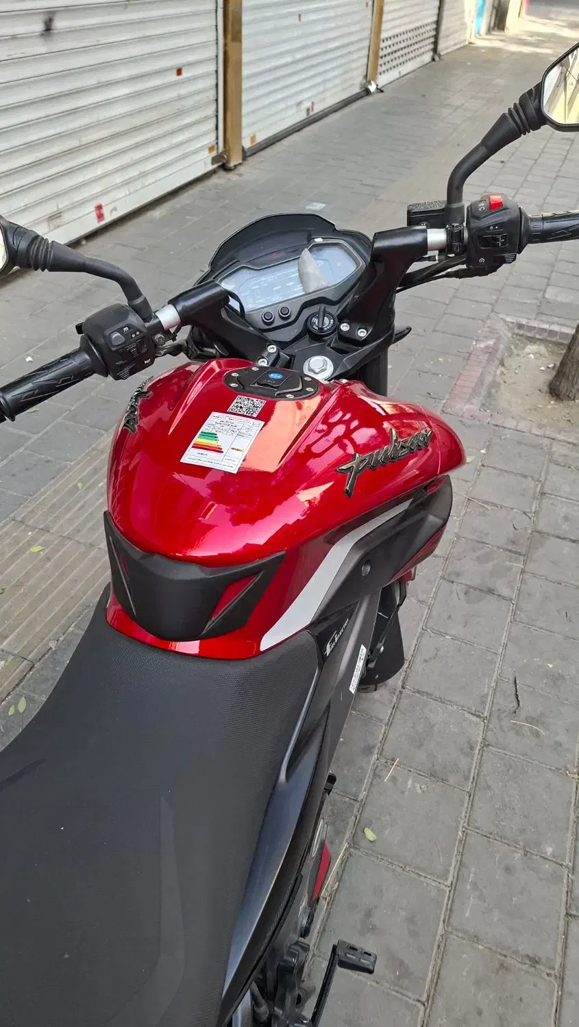 ان اس۲۰۰|موتورسیکلت|تهران, نازی‌آباد|دیوار