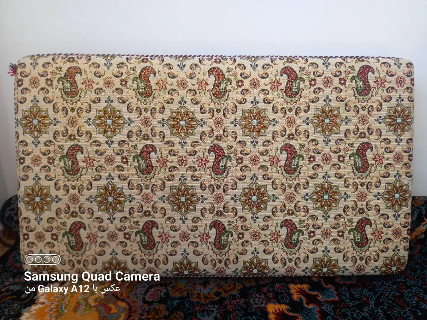 ۴عددپشتی سالم|پشتی|سنندج, |دیوار