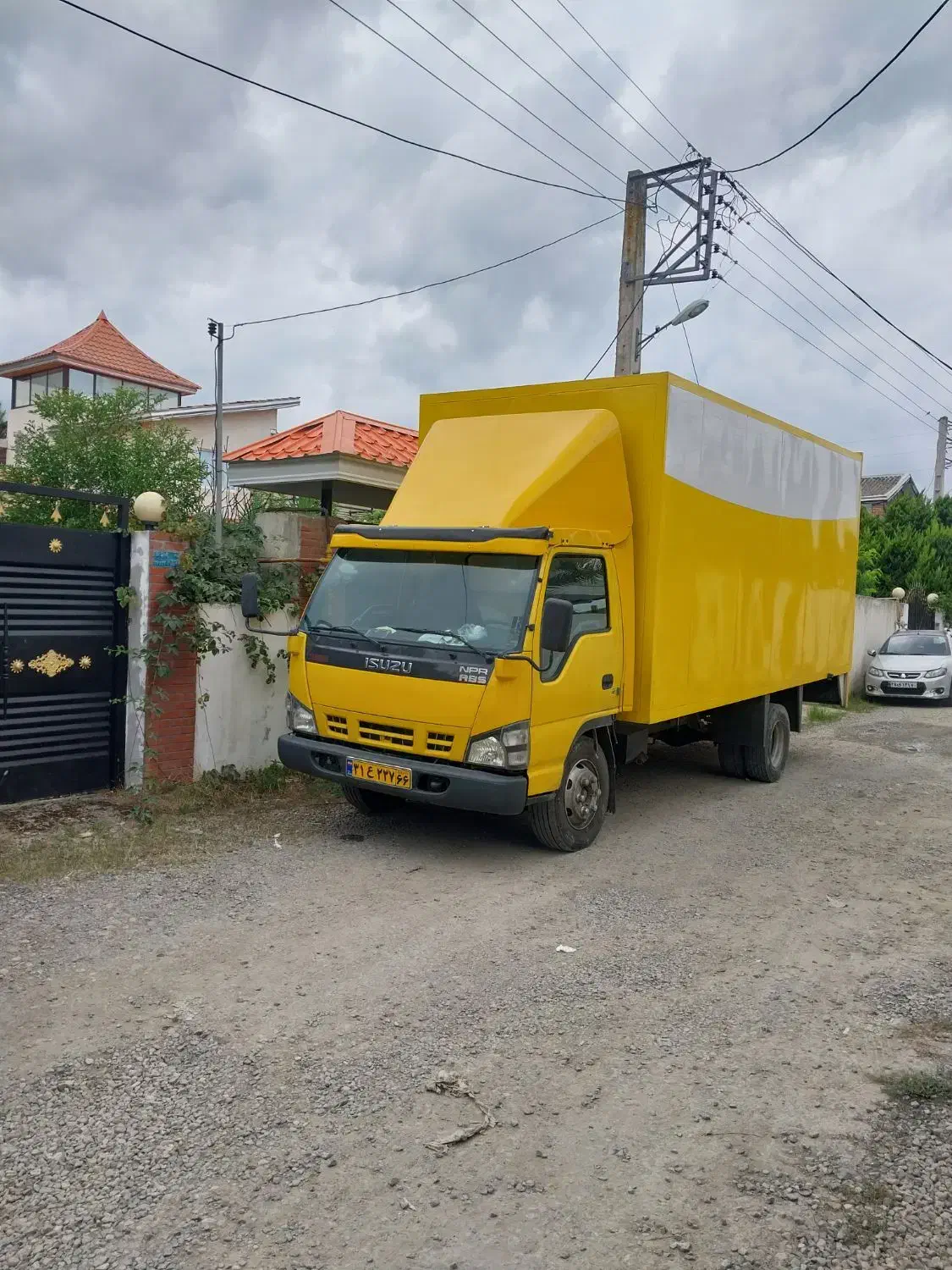 کارگربرای بارگیری تخلیه اسباب منزل باخاورمسقف|خدمات حمل و نقل|آمل, |دیوار