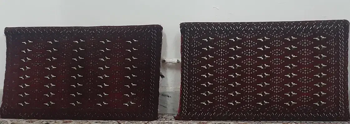 پشتی تازه درحد نو|پشتی|رشت, باهنر|دیوار