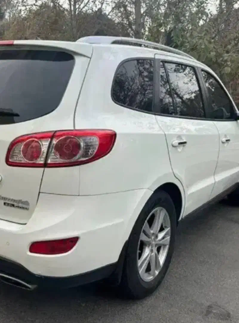 سانتافه ۲۰۱۱|خودرو سواری و وانت|تهران, مخصوص|دیوار