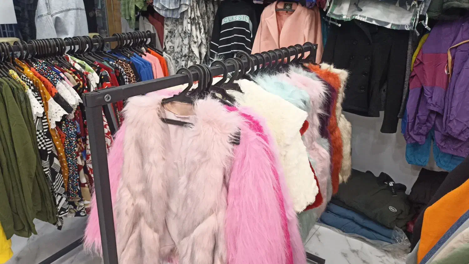 واگذاری اجناس مغازه|لباس|اردبیل, |دیوار