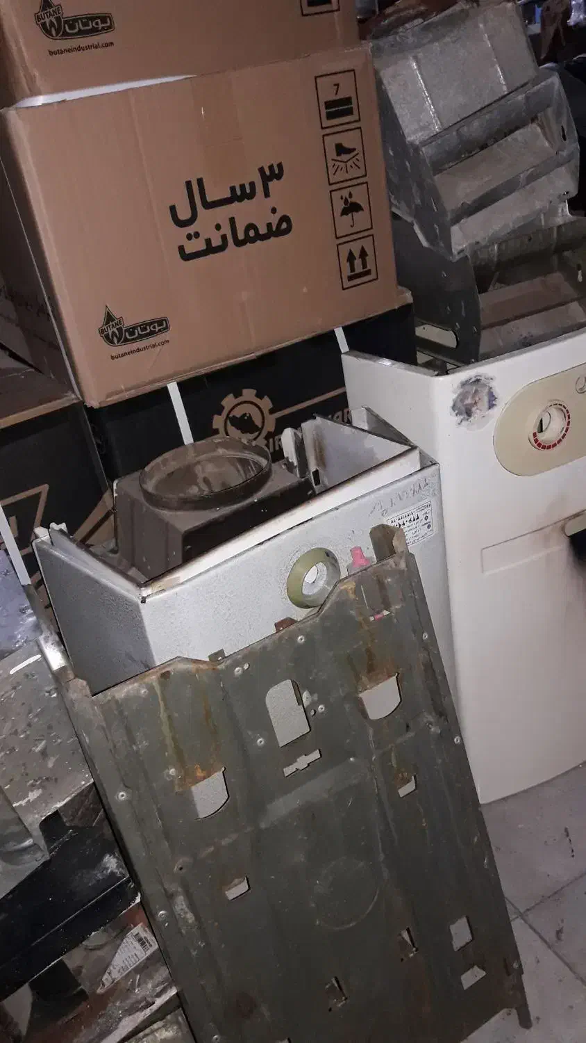 خرید و فروش ابگرمکن فرسوده کهنه ضایعاتی|آبگرمکن، پکیج، شوفاژ|تبریز, |دیوار