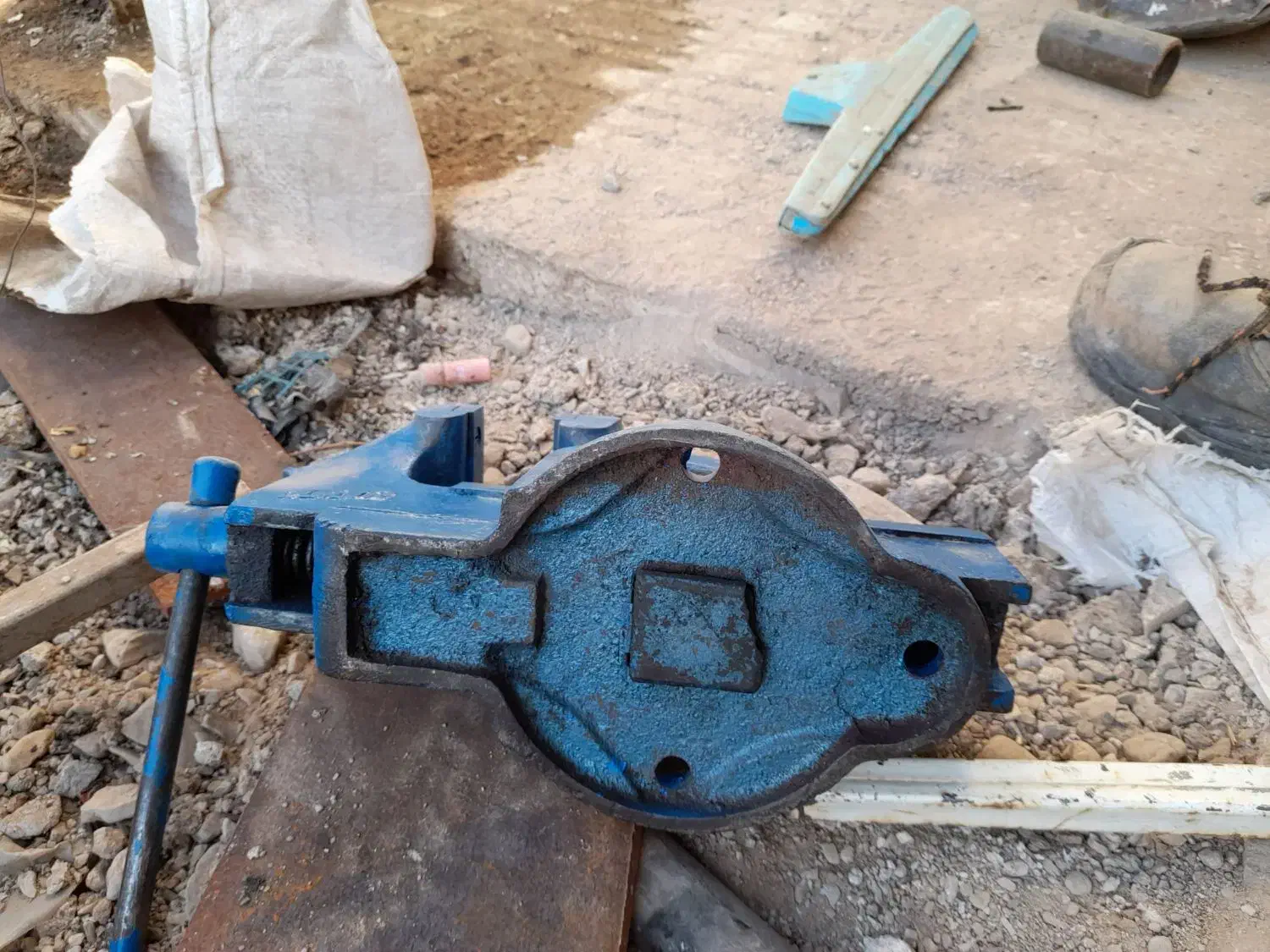 گیره عطیقه|کلکسیون اشیاء عتیقه|قائن, |دیوار