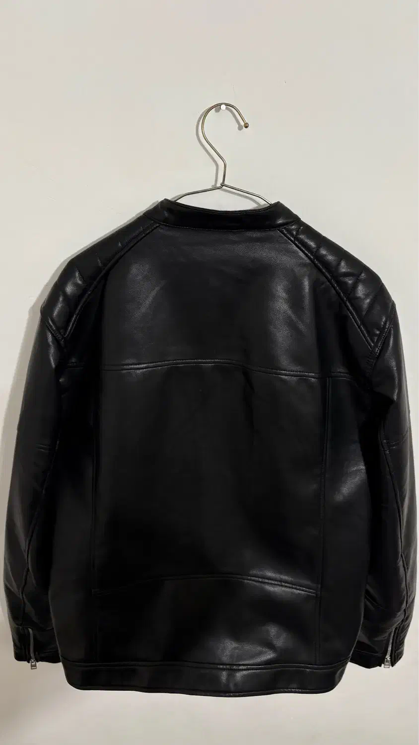 برشکا تمامچرم اصل|لباس|رشت, دباغیان|دیوار