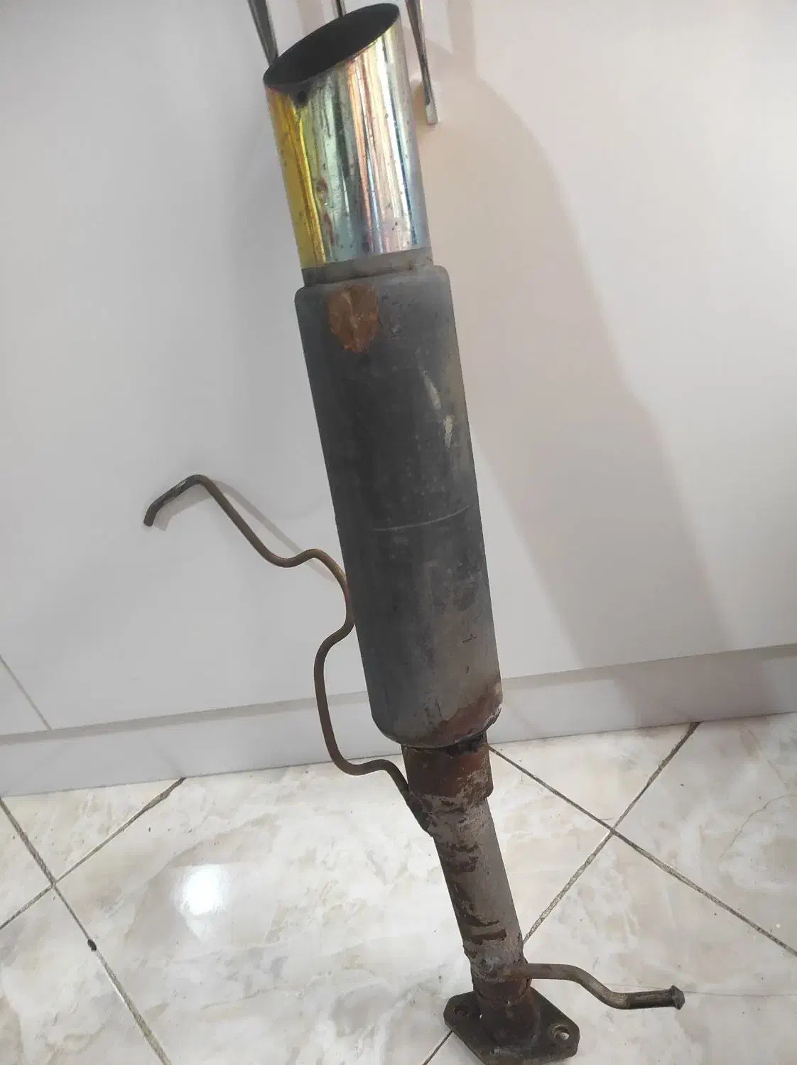 منبع اگزوز هاوارد۷۱۳|قطعات یدکی و لوازم جانبی|ملارد, |دیوار