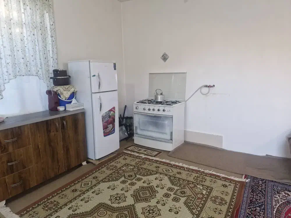 ویلا باغ گاز برق|فروش خانه و ویلا|ارومیه, |دیوار