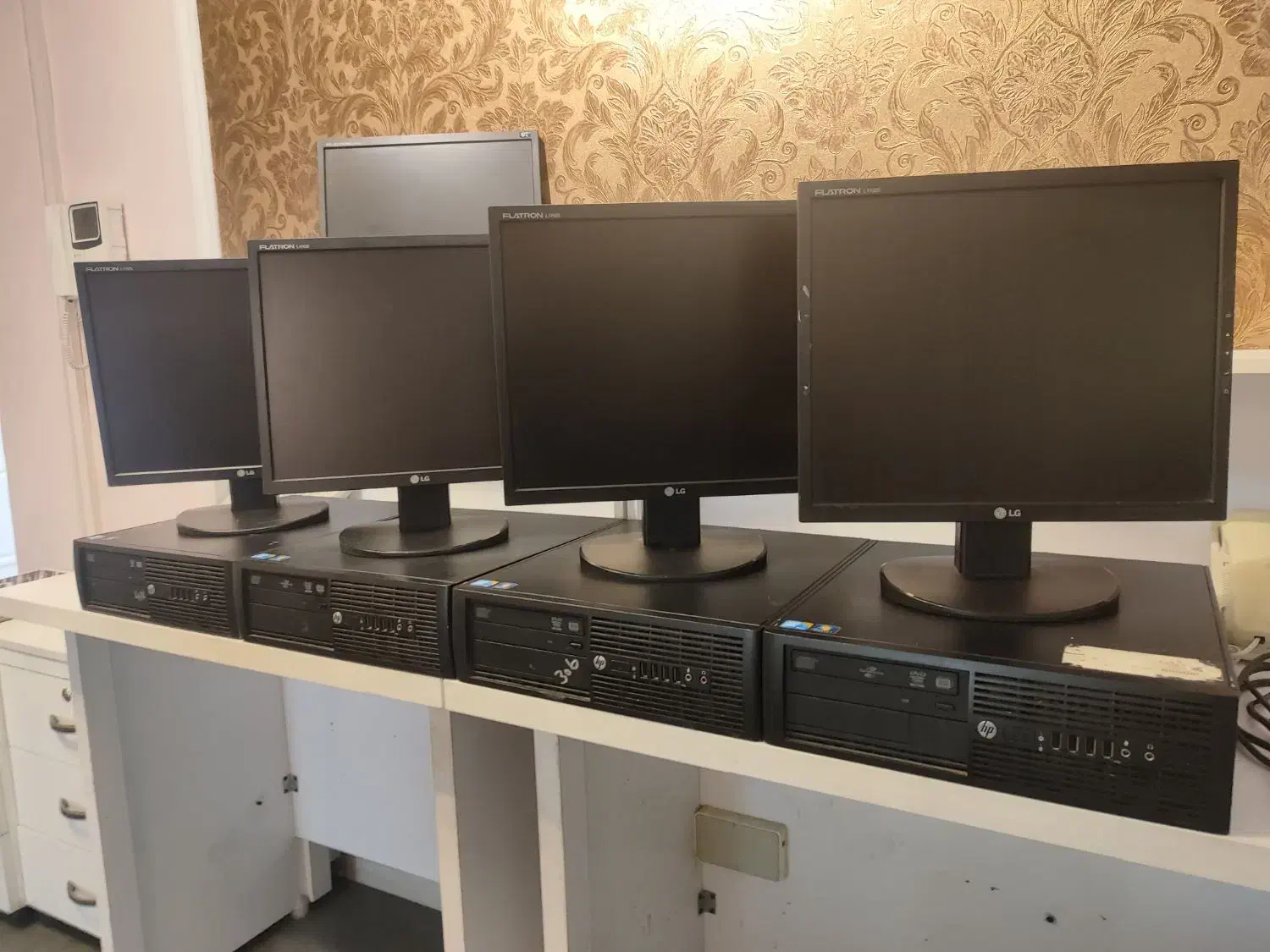 مینی کیس HP و مانیتور LG|رایانه رومیزی|تهران, پاسداران|دیوار