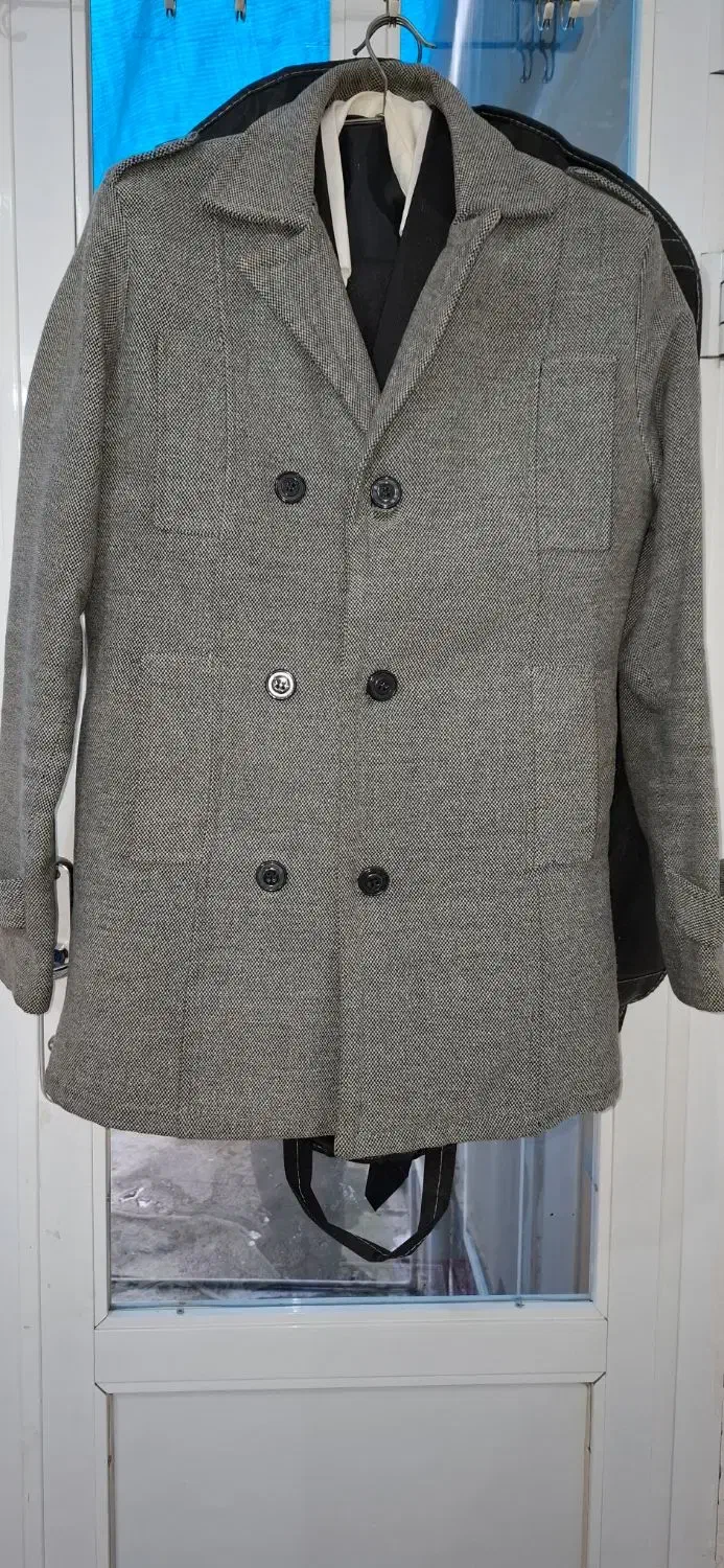 کت در حد نو|لباس|لاهیجان, آهندان|دیوار