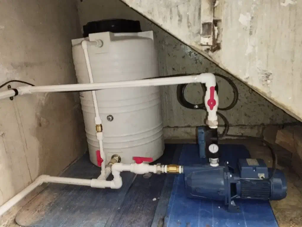 نصب پمپ اب و مخزن تحت فشار ساختمان|خدمات پیشه و مهارت|تهران, فدک|دیوار