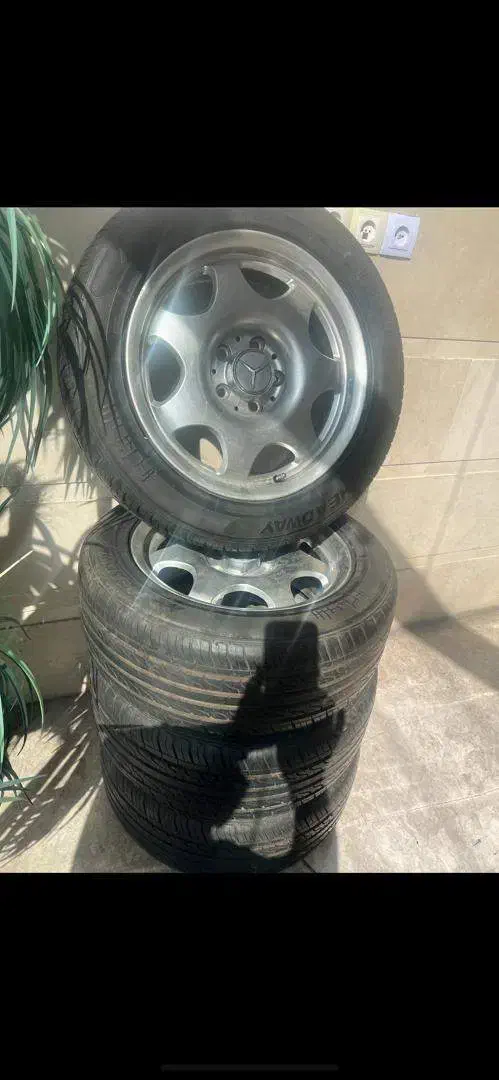 رینگ و لاستیک بنز|قطعات یدکی و لوازم جانبی|شیراز, سینما سعدی|دیوار