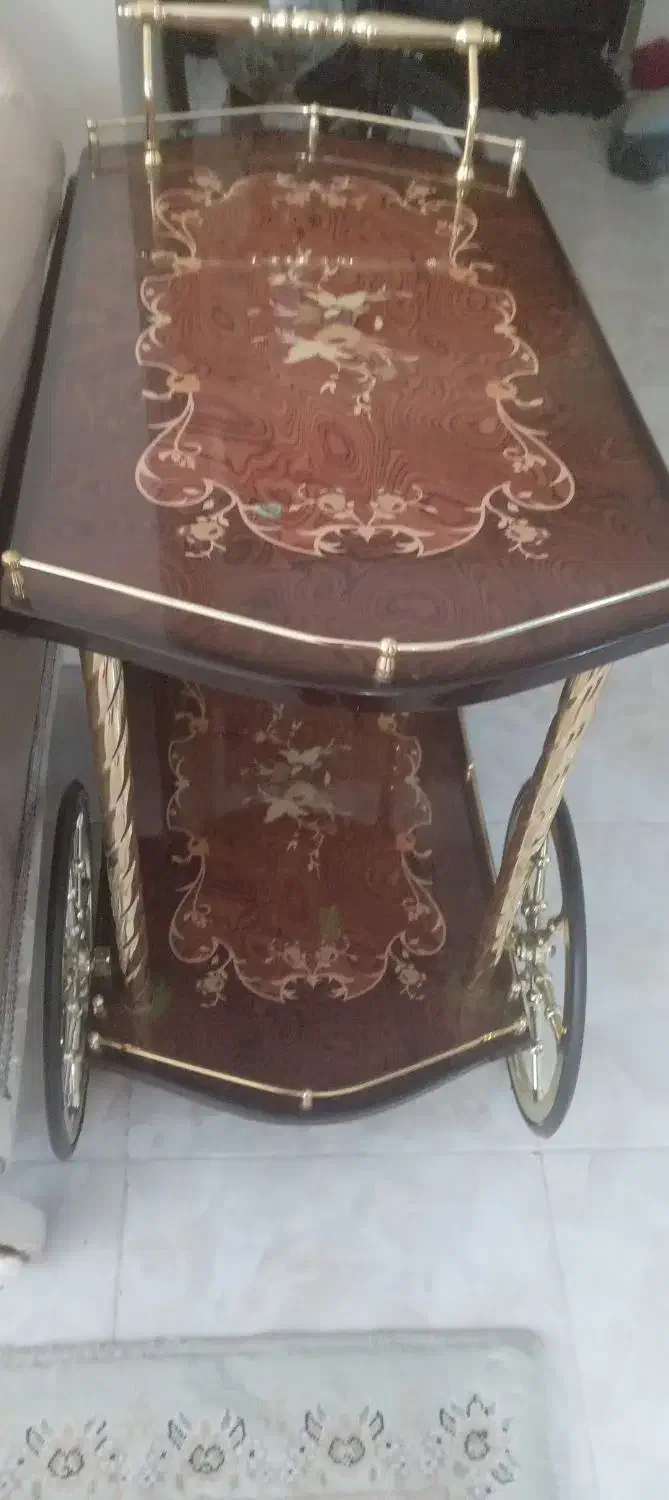 کالسکه سرو|ظروف سرو و پذیرایی|سیروان, |دیوار