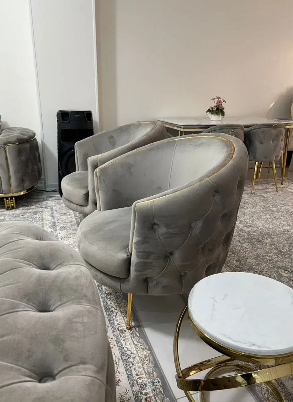 مبل راحتی مکانیزه چستر و میز ناهارخوری ست|مبلمان خانگی و میز عسلی|اندیشه, شهرک صدف|دیوار