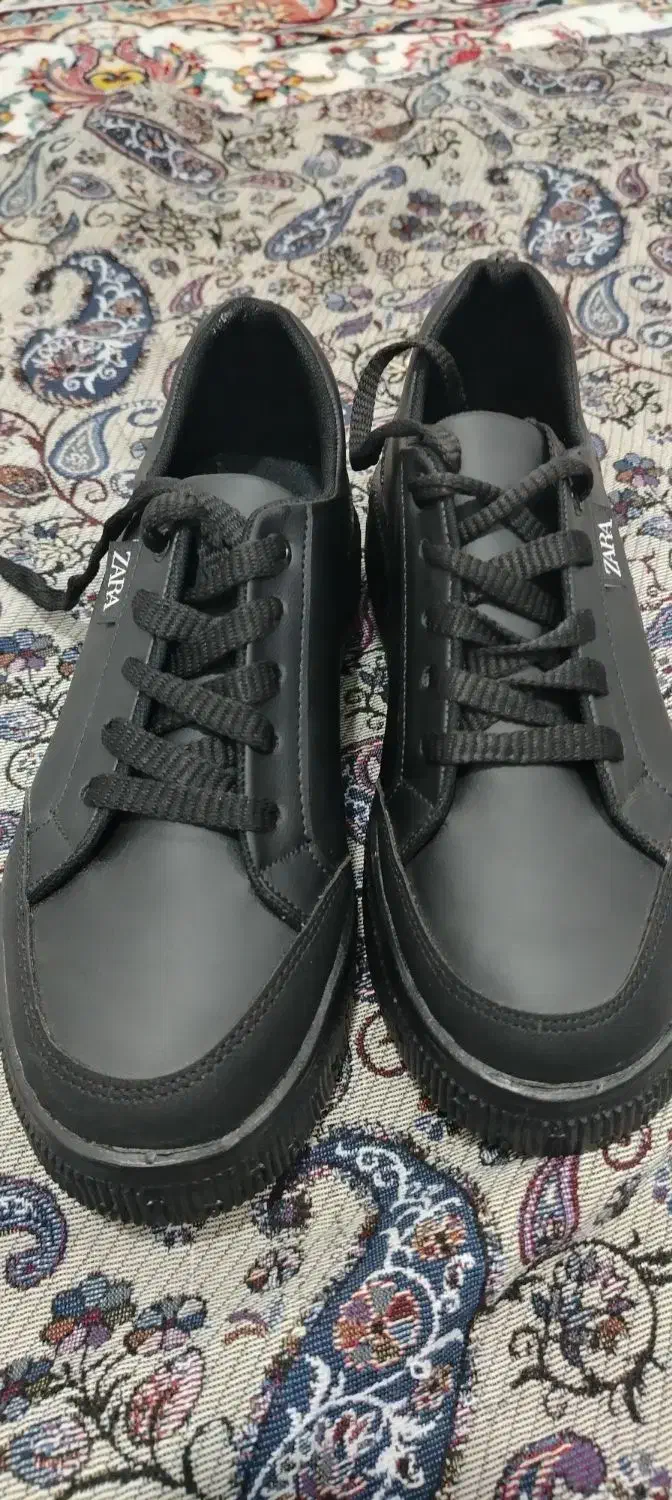 یک جفت کفش مشکی کاملا نو|کیف، کفش، کمربند|سبزوار, توحیدشهر|دیوار