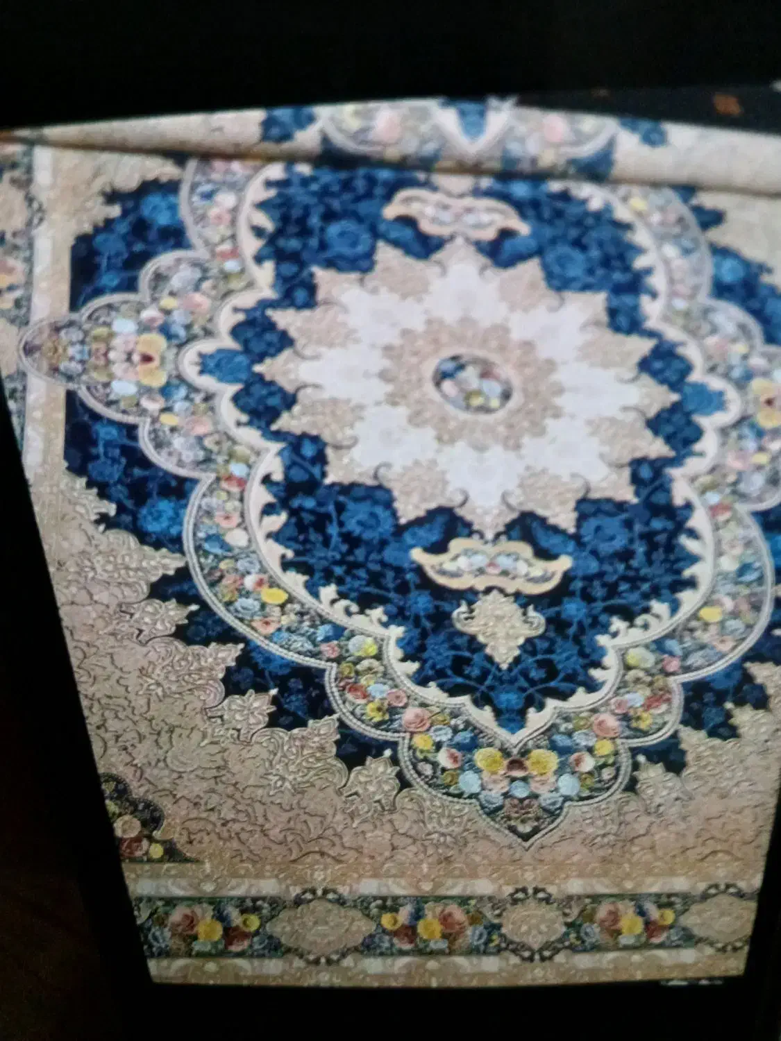 فرش ۹ متری ۱۰۰۰ شانه نو|فرش|قم, میرزائیه|دیوار