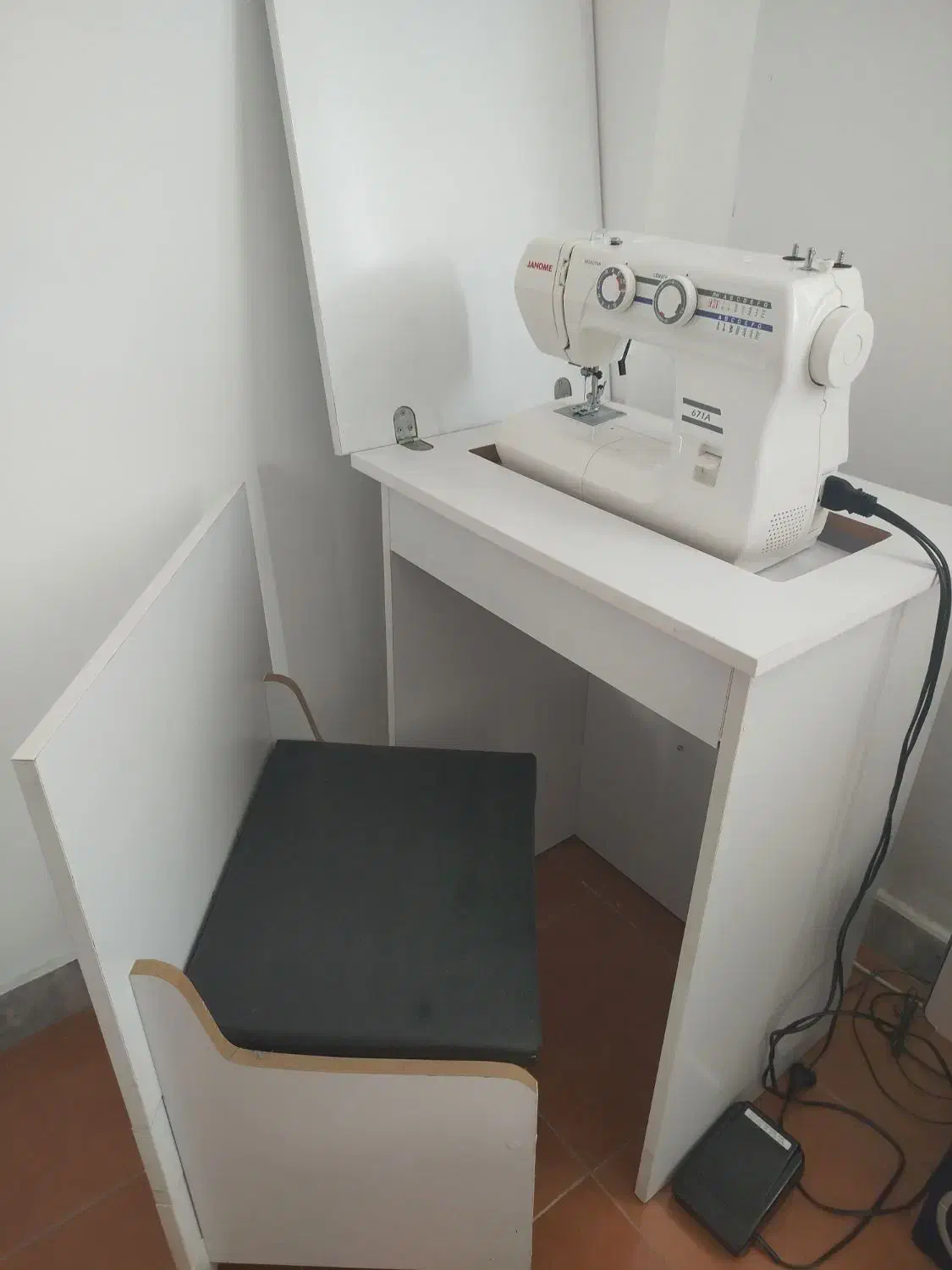 چرخ خیاطی و گلدوزی ژانومه 671A (نو، آکبند)|چرخ خیاطی و ریسندگی|رشت, صفاری|دیوار