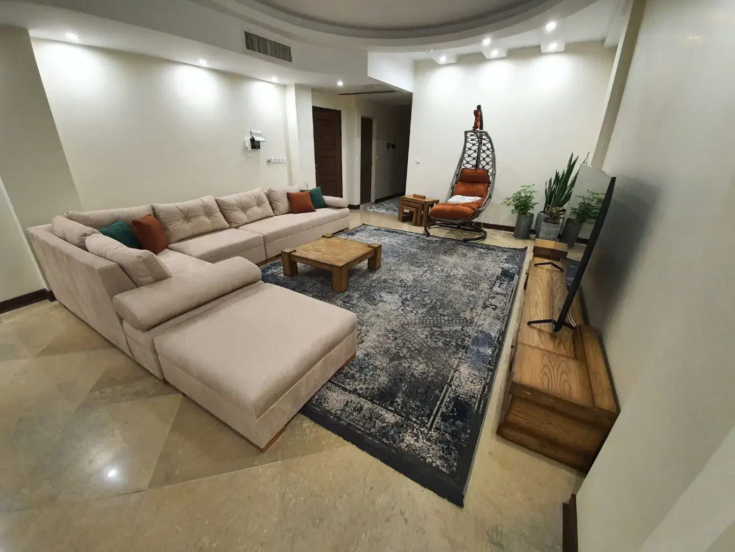 ۹۵ متر مبله دولت پاسداران|اجارهٔ کوتاهمدت آپارتمان و سوئیت|تهران, اختیاریه|دیوار