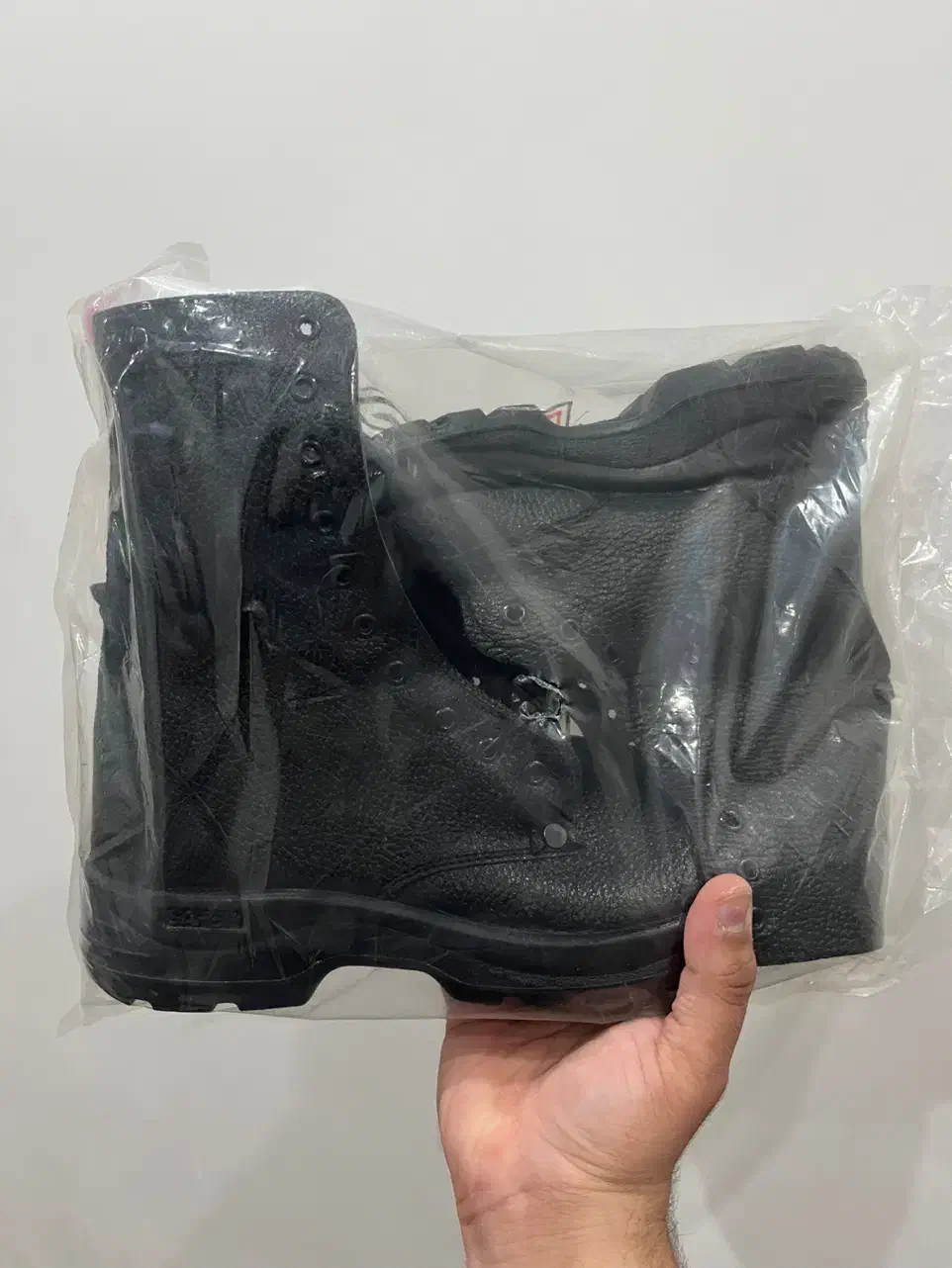 پوتین سربازی،کار،صحراوسرما ضد آب|کیف، کفش، کمربند|گنبد کاووس, |دیوار