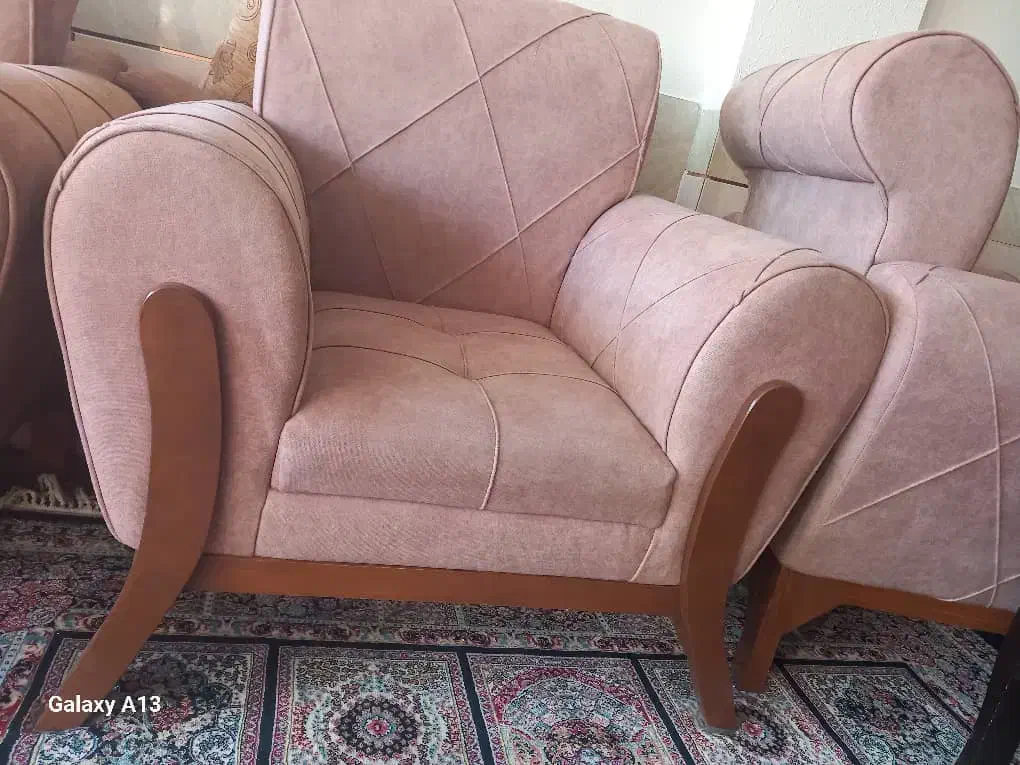 مبل تک نفره دوعدد|مبلمان خانگی و میز عسلی|تیران, |دیوار