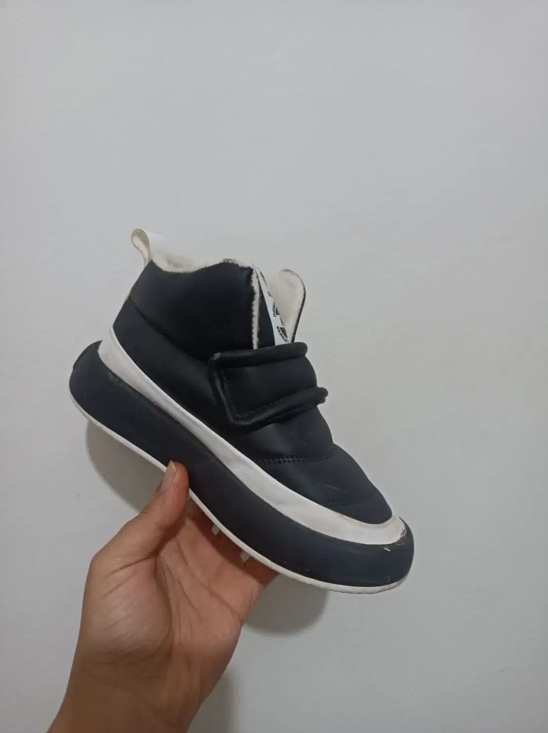 کفش بچگانه|کفش و لباس بچه|آمل, |دیوار