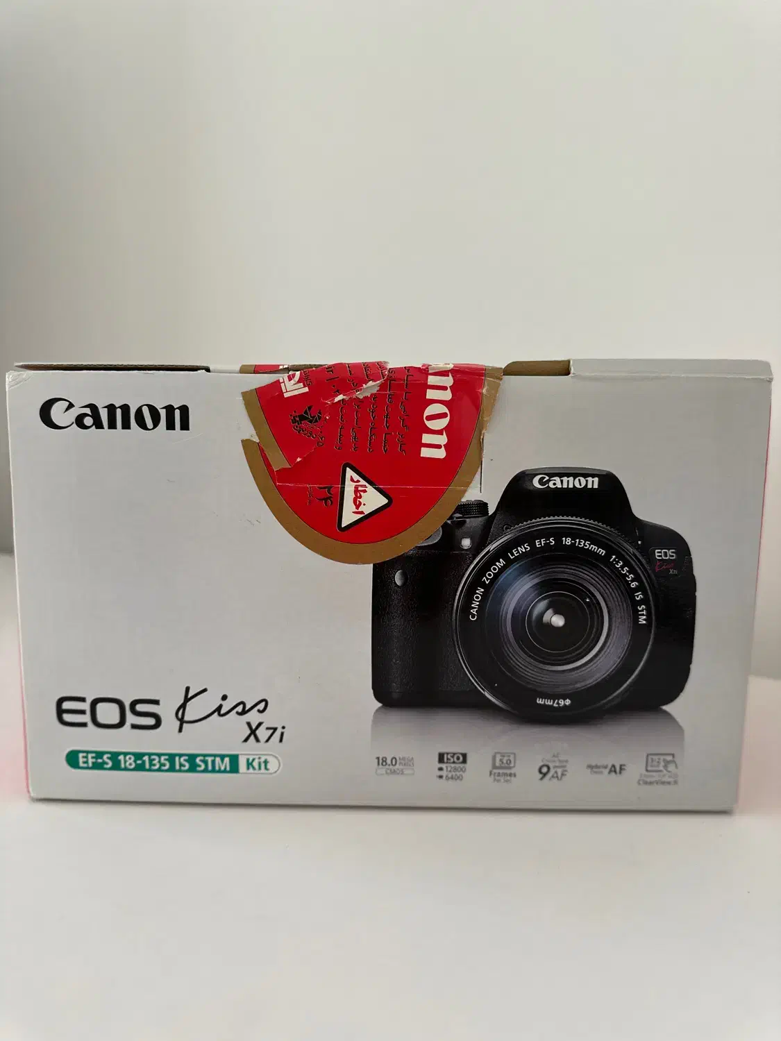 دوربین کنون 700 دی و لنز ۱۸.۱۳۵|دوربین عکاسی و فیلمبرداری|قم, بکایی|دیوار