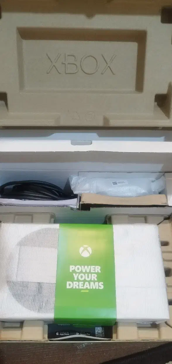 Xbox series s|کنسول، بازی ویدئویی و آنلاین|شیراز, مسکن مهر شیراز|دیوار