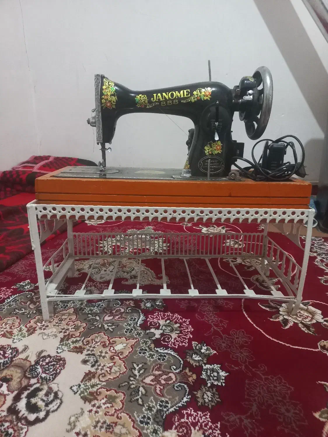 چرخ خیاطی شیر نشان برقی|چرخ خیاطی و ریسندگی|نقده, |دیوار