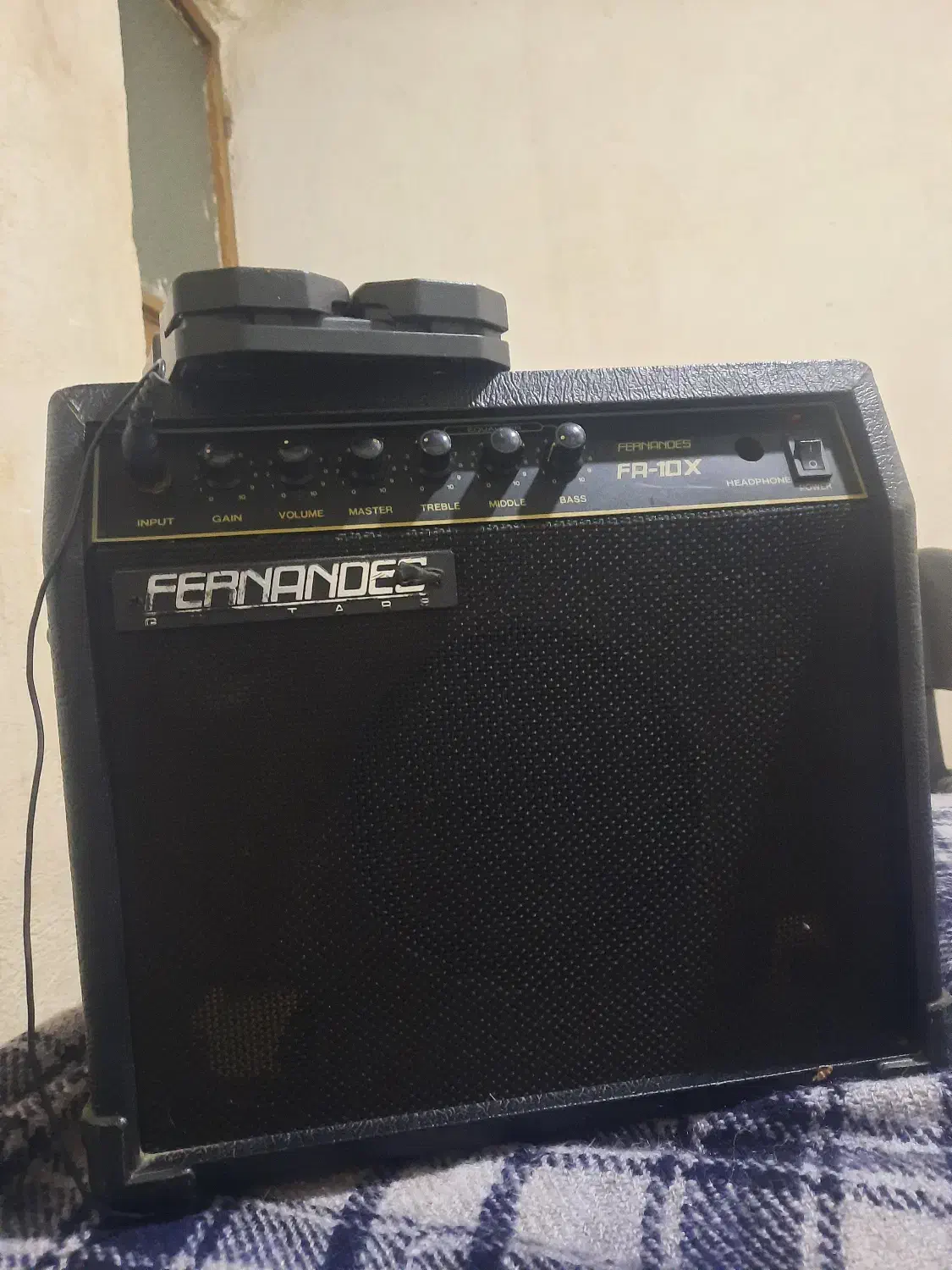 امپلی فایر ۱۰x fernandes|گیتار، بیس، امپلیفایر|قروه, |دیوار