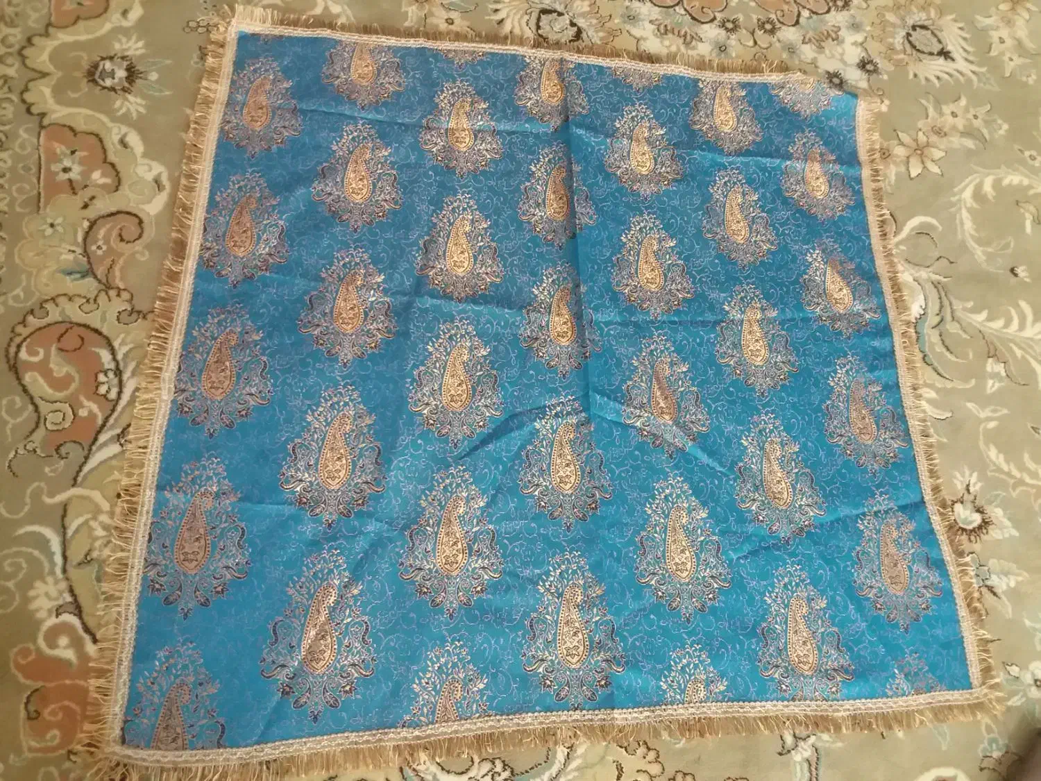 چادر مشکی و رومیزی طرح ترمه|لباس|قوچان, |دیوار