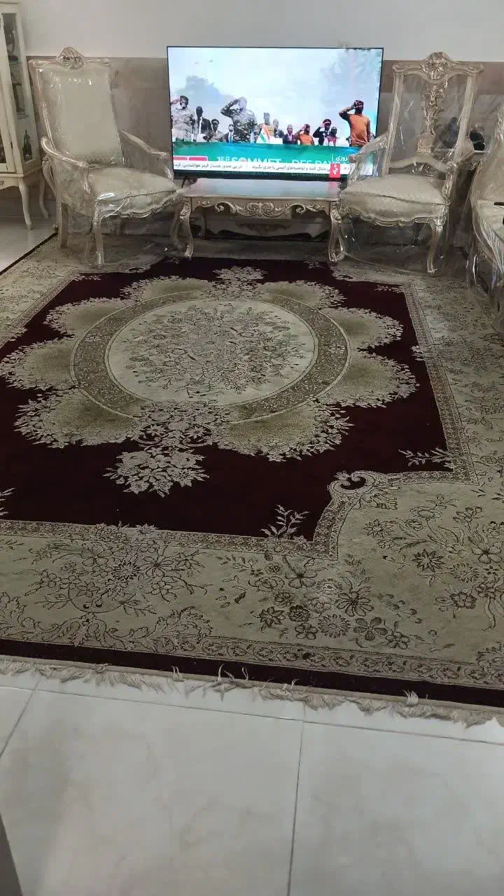 یک تخته قالی ۱۲ متری در حد نو|فرش|مشهد, شهرک امام هادی (شهرک غرب)|دیوار