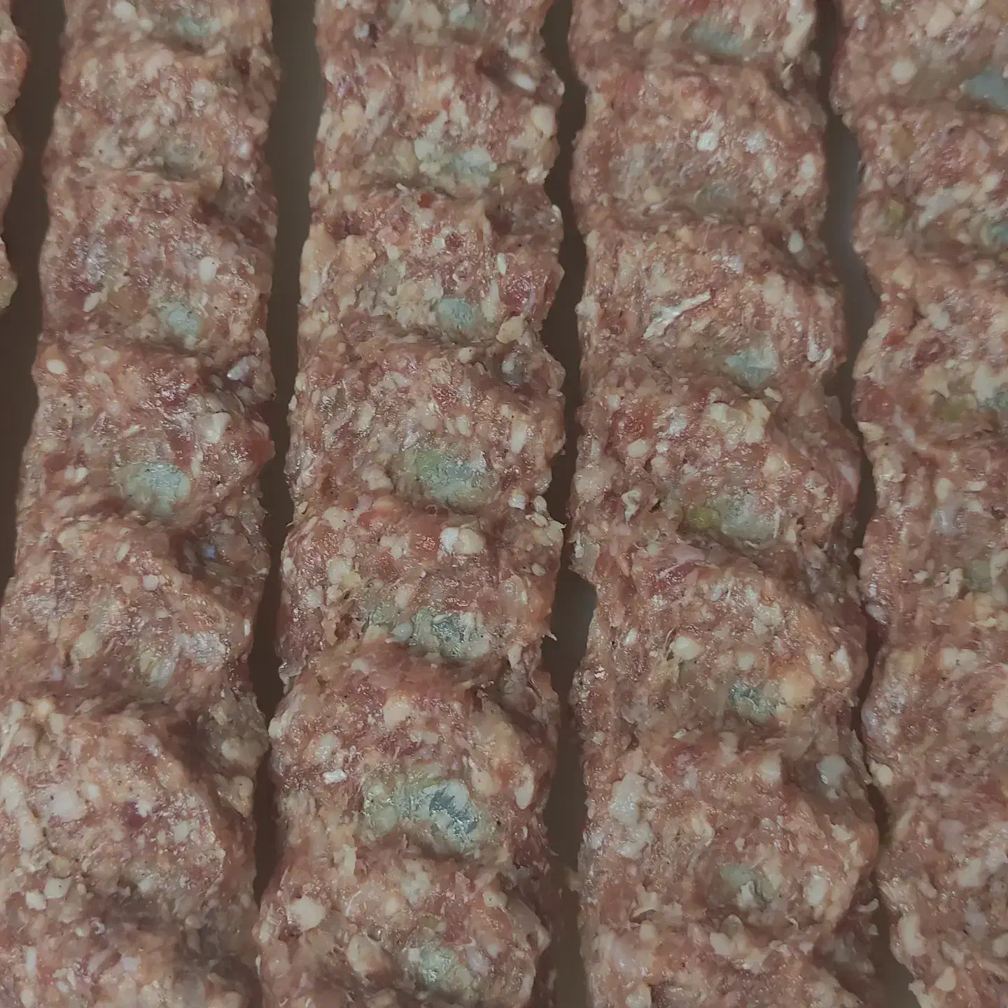 کوبیده زن و کباب زن هستم برای مجالس و رستوران ها|استخدام خدمات فروشگاه و رستوران|رشت, جانبازان|دیوار