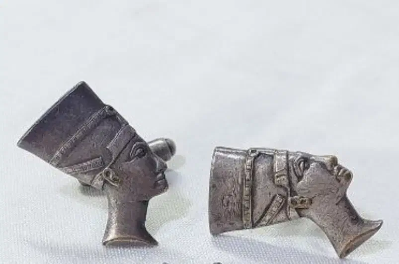 زنجیر فولادی عتیقه و کلکسیونی ودکمه سردست|کلکسیون اشیاء عتیقه|تهران, فردوسی|دیوار