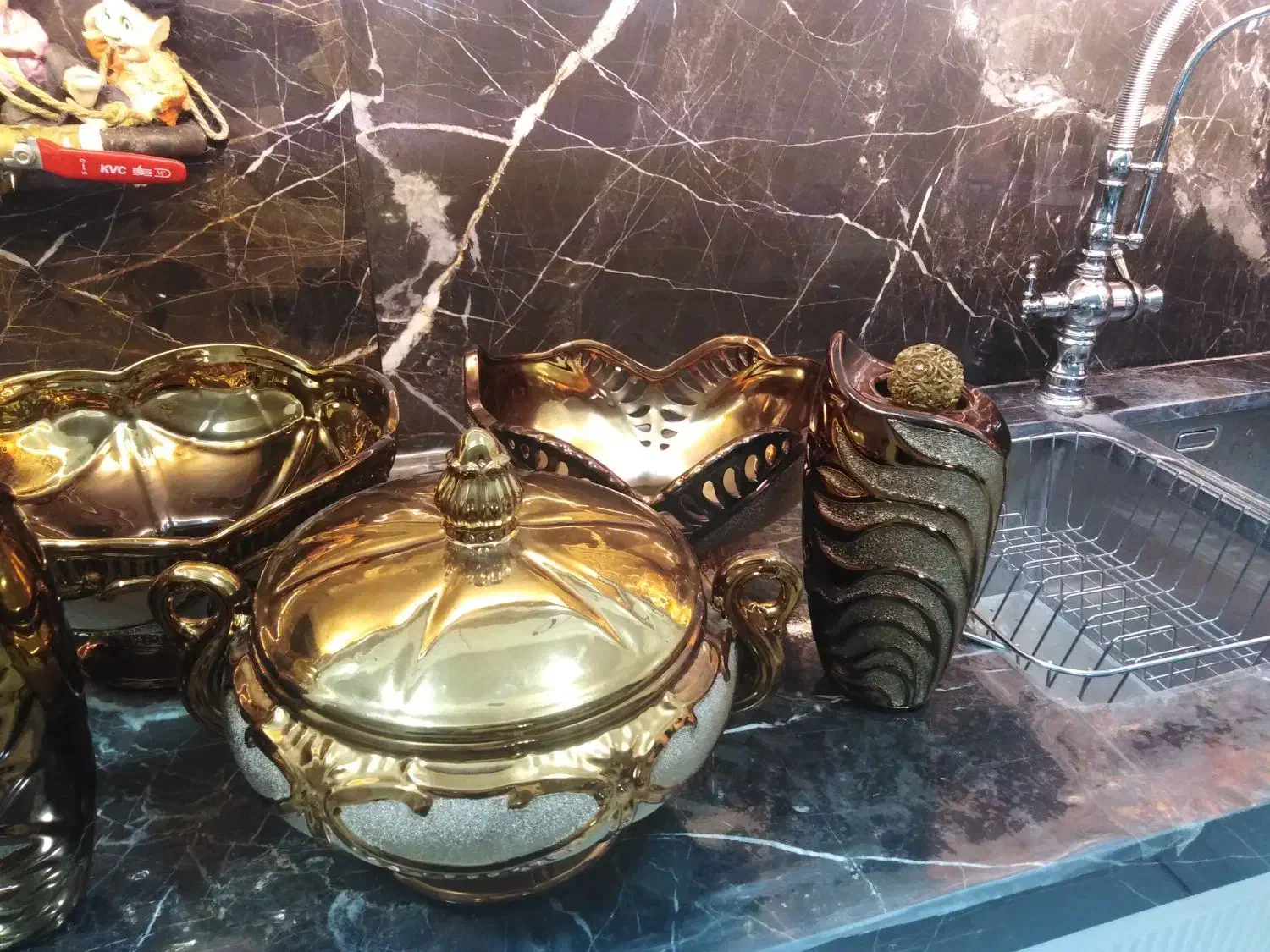 ظروف پذیرایی|ظروف سرو و پذیرایی|شاهین‌شهر, عطار|دیوار