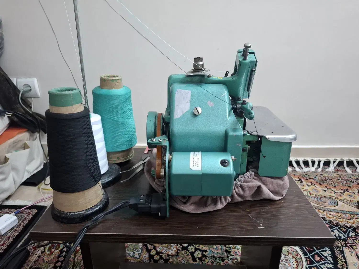 چرخ سردوز|چرخ خیاطی و ریسندگی|تهران, صاحب الزمان|دیوار