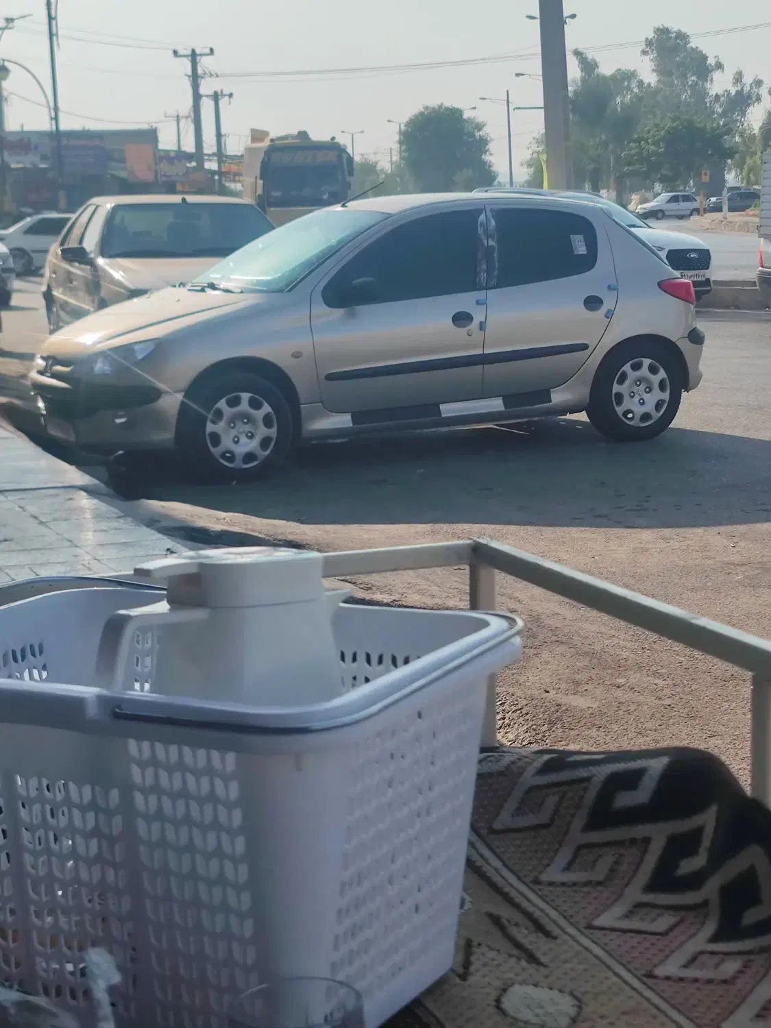 ماشین مدل 83 فرانسوی تمام فابریک|خودرو سواری و وانت|بندر کنگان, |دیوار