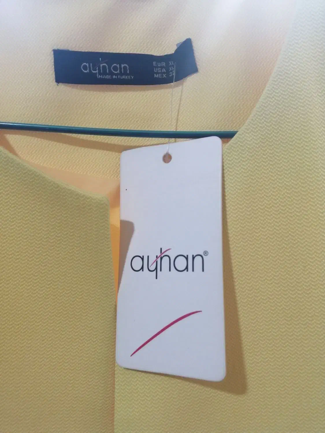 پوشاک|لباس|اهواز, گلستان|دیوار