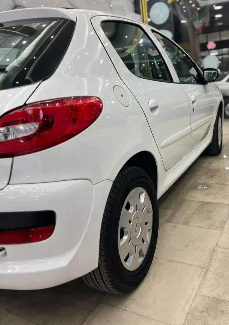 207 مدل 1403 در حد خشک زاپاس زیرش نرفته.نقد قساط|خودرو سواری و وانت|تبریز, |دیوار