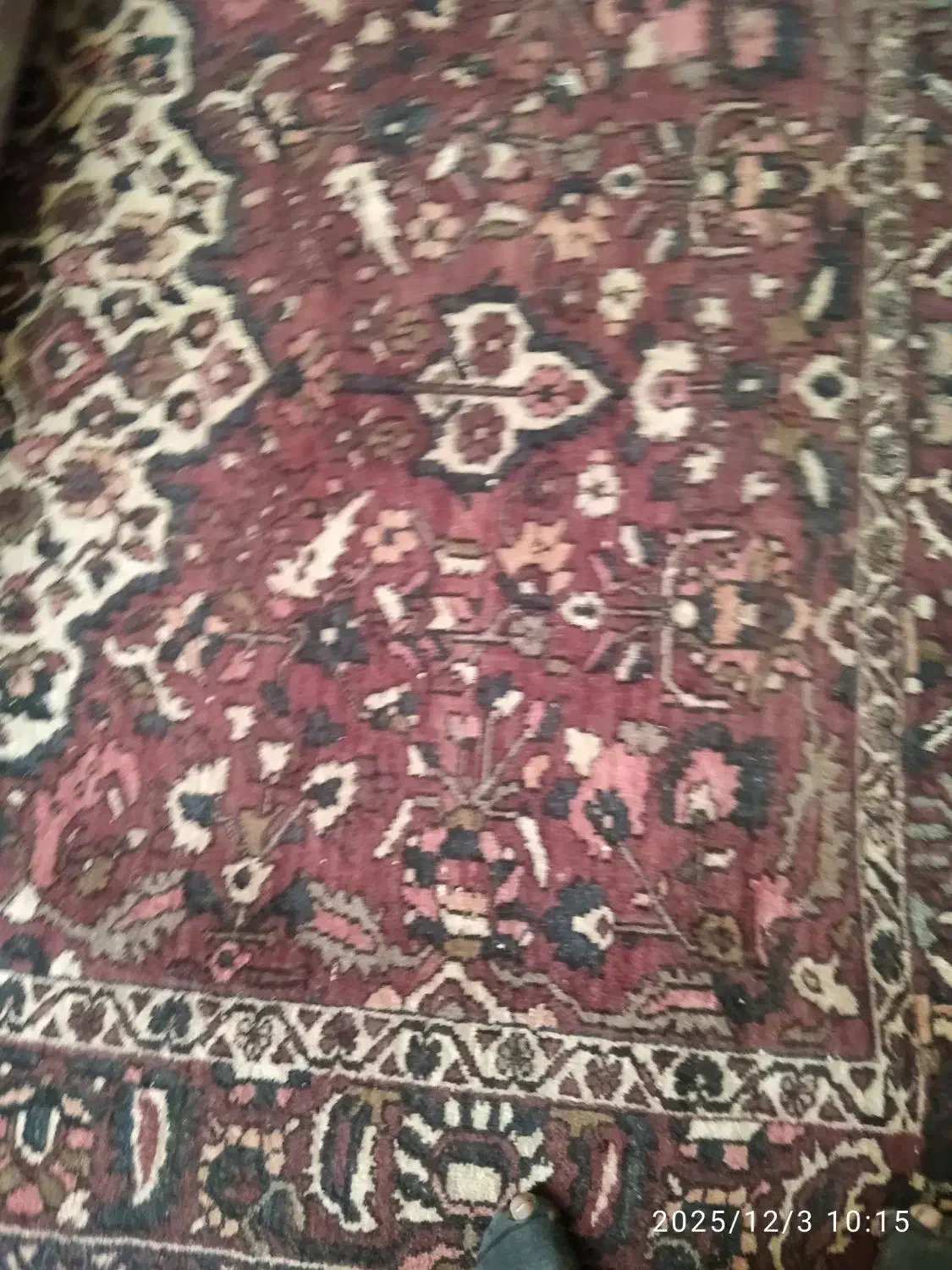 فرش دستباف قدیمی 2.5در3.5|فرش|اصفهان, مفتح|دیوار