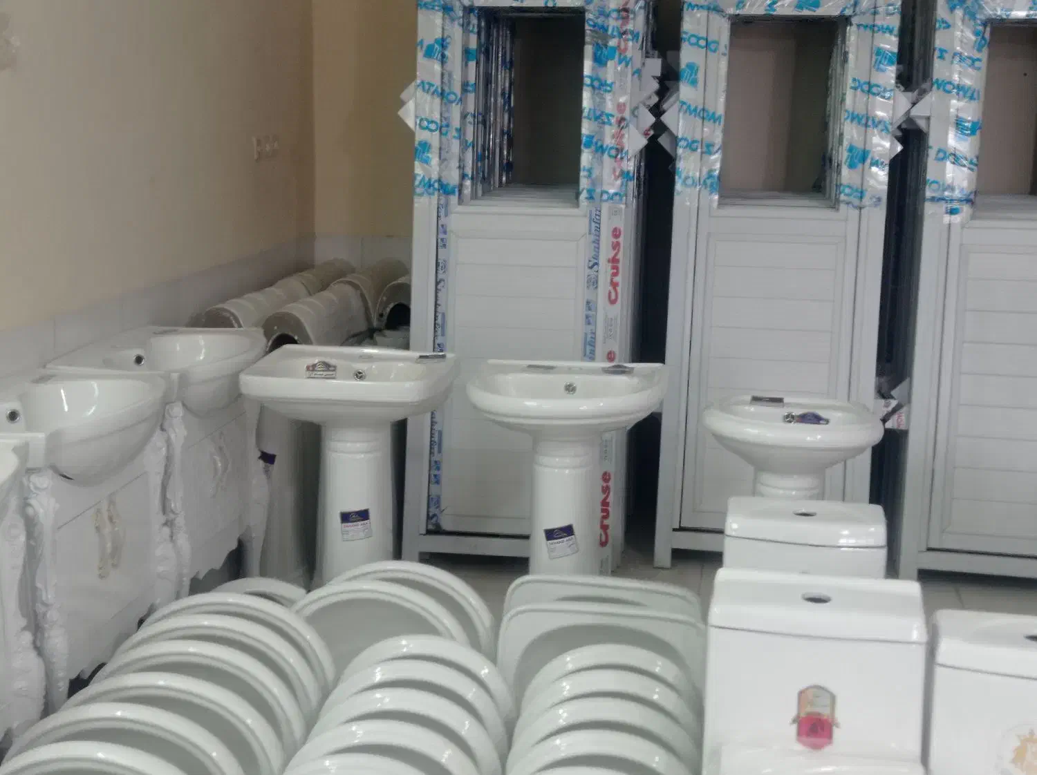 توالت فرنگی و ایرانی انواع روشویی|لوازم سرویس بهداشتی|محلات, |دیوار