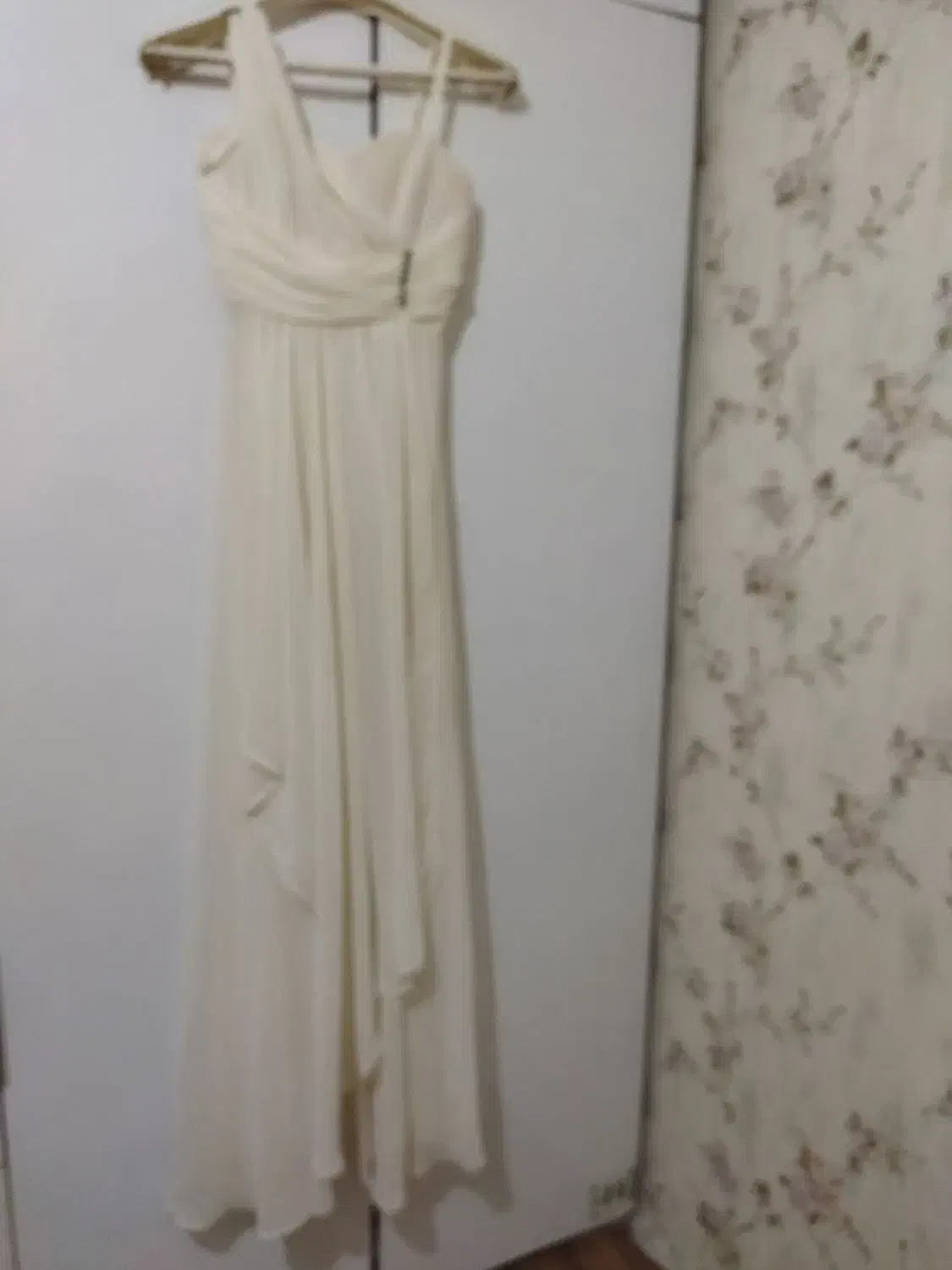 لباس مجلسی|لباس|سرخنکلاته, |دیوار