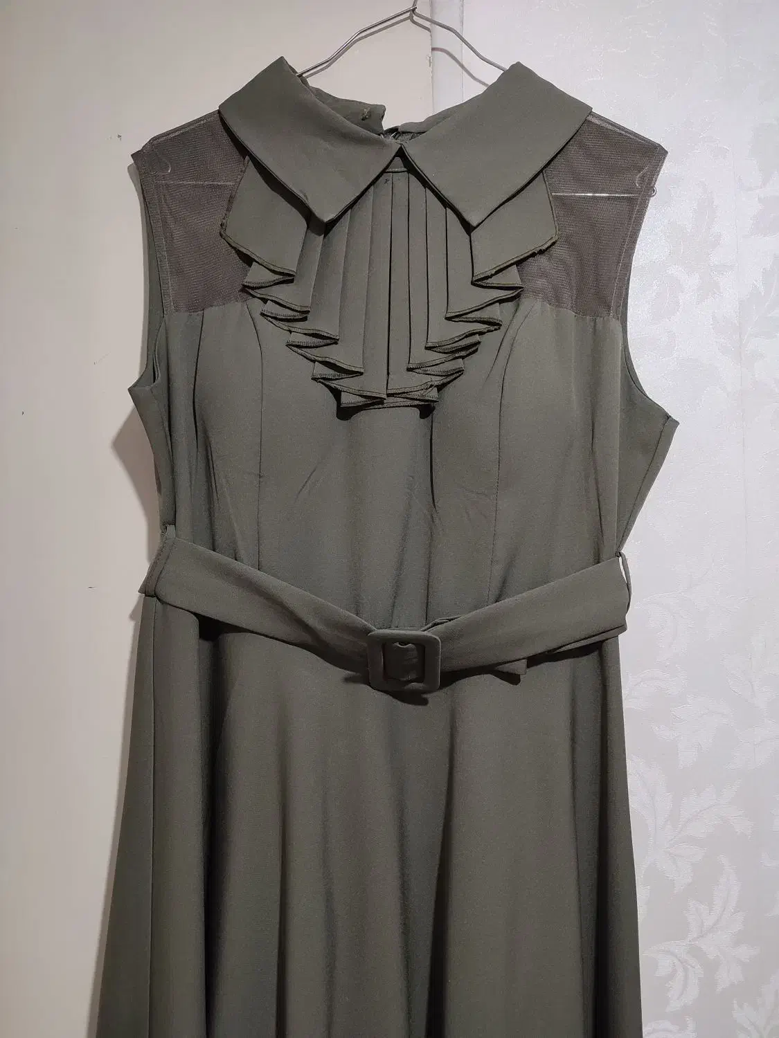 لباس مجلسی|لباس|قم, سراجه (۱۵ خرداد)|دیوار