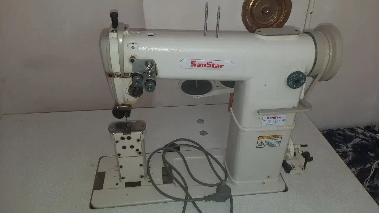 چرخ خیاطی کفاشی|چرخ خیاطی و ریسندگی|اهر, |دیوار