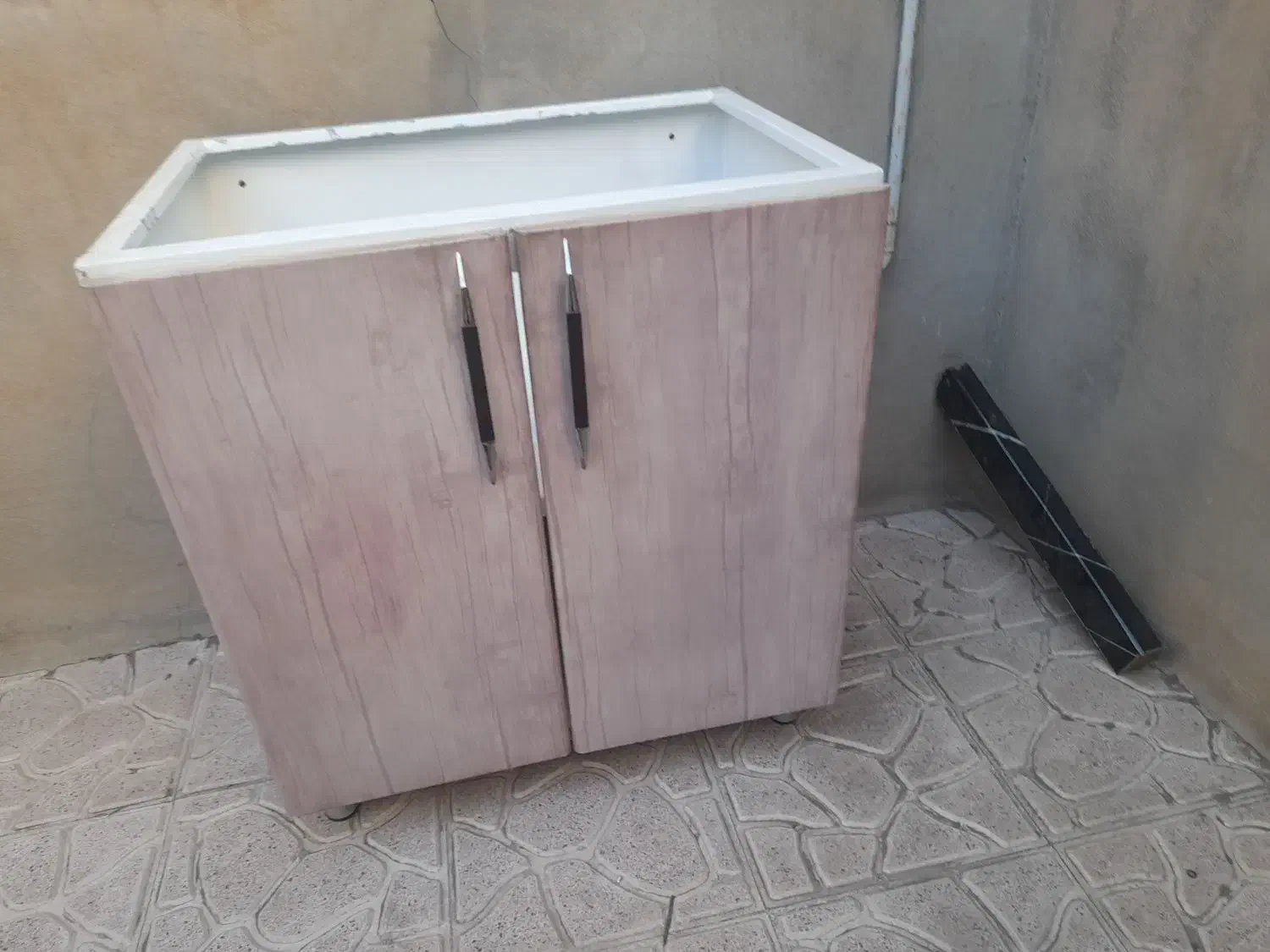 وسایل آشپزخانه   و انواع  کابینت|آب‌چکان و نظم‌دهنده ظروف|همدان, |دیوار